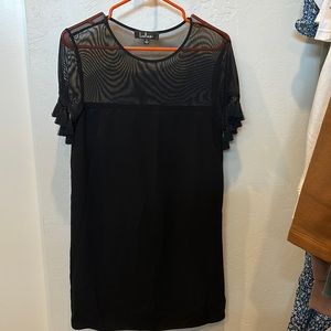Lulu’s black dress